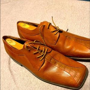 Dress shoes